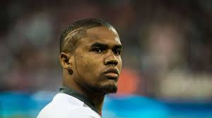 Last chance saloon: Douglas Costa's battle for World Cup role