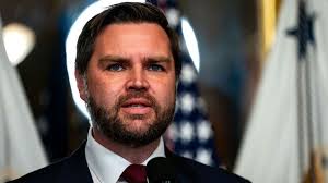 Does Vice President JD Vance actually wear eyeliner? Many people in his  inner circle have denied the claims that he does, but the rumors have  persisted. Read More Below ⬇️
