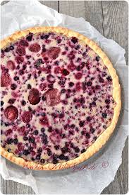 Saftiger kuchen mit frischen früchten. Tarte Mit Fruchten Und Weisser Schokocreme