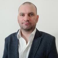 80+ Profile mit dem Suchbegriff „Bakos“