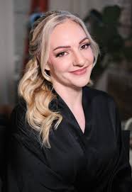 Happy Monday 🦋 I am Hair by Mathea a 3x published stylist and Award  Winning Bridal Hair + Makeup artist. I specialize in classic romantic,  natural glam, and extensions. I am located