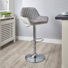 Whether you're looking for a classic wooden stool to suit a country kitchen, or a modern barstool in a leather. Diy Home Decor Ideas Bar Stools For Grey Kitchen