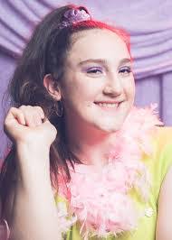 Holly Ashenfelter's Instagram, Twitter & Facebook