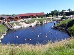 The cheapest way to get from ocna sibiului to sibiu costs only $1, and the quickest way takes just 17 mins. Ocna Sibiului Salzburg Wellness In Salz Schlamm Claudiscolumne Mein Leben Und Meine Reisetipps In Griechenland Mexiko Und Anderswo