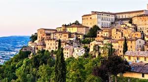 Acquistare un camper è un grande passo, è fondamentale quindi, valutare diversi aspetti, che vi illustreremo in questa breve introduzione. Itinerario In Camper Del Centro Italia Yescapa