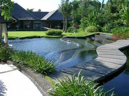 Seperti halnya gambar yang saya tampilal diatas, kebanyakan desain taman dalam rumah adalah. 30 Contoh Desain Taman Rumah Minimalis Paling Kreatif