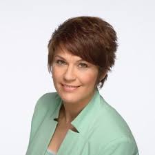 This might be a FIRST in Canada! On June 15, the bridge in downtown…