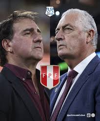 ☑️ ¡'𝗞𝗜𝗞𝗜' 𝗟𝗟𝗘𝗩𝗔 𝗔𝗟 𝗣𝗘𝗥𝗨́ 𝗘𝗡 𝗦𝗨 𝗖𝗢𝗥𝗔𝗭𝗢́𝗡! 🇵🇪🫶  La fundación de Kylian Mbappé, "Inspired by KM", se encuentra construyendo  una escuela y una cancha deportiva en el Perú 🏟️🇵🇪 como parte