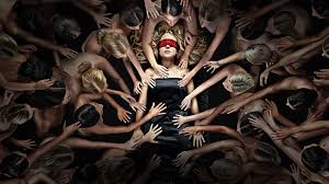 Revelan vídeo de cómo la secta marcaba a sus esclavas en el noticiero de carlos loret de mola presentaron. Escaping The Nxivm Cult A Mother S Fight To Save Her Daughter Lifetime