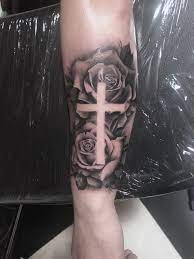 Maybe you would like to learn more about one of these? Pin On Blume Tattoo Flowers Tattoo By Westend Tattoo Wien
