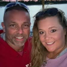 Lisa Toler's Instagram, Twitter & Facebook