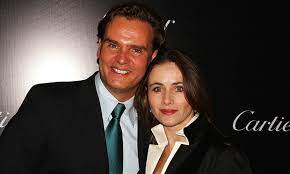 Maybe you would like to learn more about one of these? Amaro Gomez Pablos Rompe El Silencio Sobre Su Divorcio De Amaya Forch Glamorama