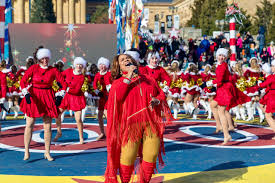 Santa claus at annual thanksgiving day parade in center city philadelphia, pa. Celebrating The Best Of The 6abc Dunkin Thanksgiving Day Parade Over The Years Photos 6abc Philadelphia