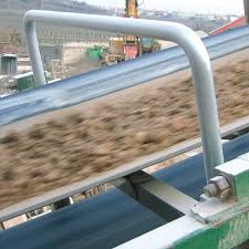 A magnetic anomaly detector (mad) is an instrument used to detect minute variations in the earth's magnetic field. Tunnel Metal Detector For Industrial Use Tsm D Pharmaceutical Metal Detector Food Metal Detector Hoang Long Technology