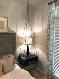 table de nuit originale a l allure de balancoire pour une chambre optimisee deco ameublement chambre diy table de nuit