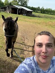 This girl has lived/ loved horses since I had her in first grade!!!! Thank  you Mary Howard for having us be a part of Hadley's special day!!!!  🐎🐴👢🤠
