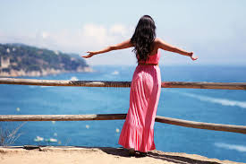 Resultado de imagen para imagen de una mujer libre