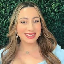 Wendolin Becerra (@wendy_jujubee) • Instagram photos and videos