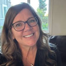 Anna Griebel's Instagram, Twitter & Facebook