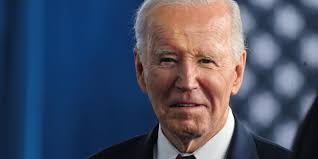 Anthony Fauci is not married to Ghislaine Maxwell's sister