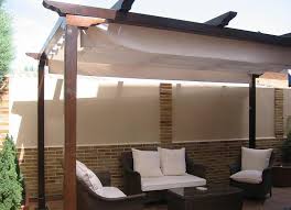 Y seguimos trayéndote diseños de pérgola techadas que son cada vez más encantadoras. Que Formas Hay De Techar Una Pergola Leroy Merlin