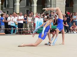 Ritmica store nasce dall'idea di una giovane mamma di una piccola ginnasta che, spinta dall'amore per questo sport unito alle difficoltà nel trovare le attrezzature di ginnastica ritmica, decide di farne un'azienda specializzata. Cuneoginnastica Ginnastica Ritmica