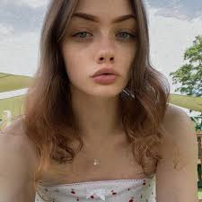 Should I risk buying a Zimomo doll despite being