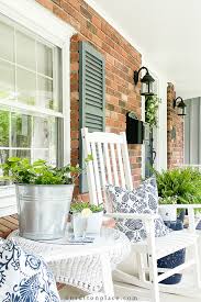 11 of 35 spotlight coral decor Ideas For Your Summer Front Porch On Sutton Place