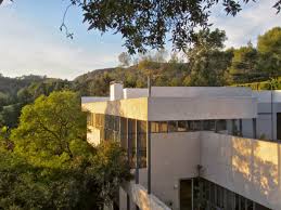 Our doctors take the time to make sure you stay healthy throughout your life. Lovell Health House Los Angeles 1929 Schliessen Planung Und Bau Des Lovell Health House Machten Neutra International Bekannt Das Haus Fugt Sich Kuhn In Die Grunen Hugel Von Los Angeles Beruhmt Ist Das Haus Auch Als Schauplatz Zahlreicher