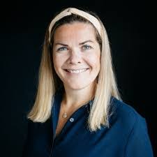 Kristine Bryan's Instagram, Twitter & Facebook