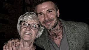David Beckham takes his mum out for a special day