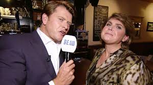 Dat ligt anders voor de programma's waarin hij daklozen aan een beter bestaan helpt. Beau Van Erven Dorens Stuurt Angela De Jong Appje Na Keiharde Column