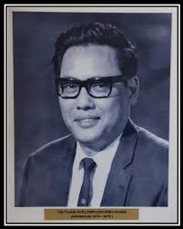 Public bank malaysia has largely contributed in satisfying the financial needs of the customers over the years. Official Portal Of The Parliament Of Malaysia About The Chairman