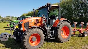 M7133 | m7153 | m7173 | the kubota m7003 sets new standards for professional agricultural tractors. Kubota M7171 Plowing Tractor Sound 2017 Youtube