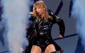 Taylor Swifts Reputation Tour Isnt A Disaster Its A