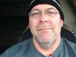 Dale Spaulding: "Needs a medal of honor for what he does'