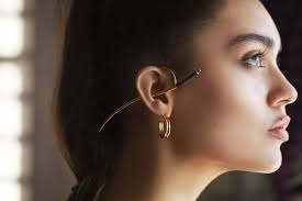 Amanqi Accessories The Misho Collection Amanqi Misha blaast al sinds hij jong is oude spullen nieuw leven in.