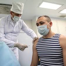 Жители региона могут бесплатно по полису омс сделать прививку в одном и 147 пунктов. V Moskve Nachalas Vakcinaciya Ot Koronavirusa Obshestvo Rossiya Lenta Ru