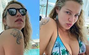 Viajou para vários países desfilando por diversas marcas. Luana Piovani Faz Charme De Biquini Para O Namorado Pra Ele Revista Marie Claire Celebridades