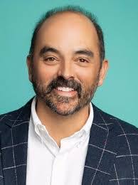 Brett Testa's Instagram, Twitter & Facebook