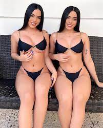 Gemelas Abello - Free pics, galleries & more at Babepedia