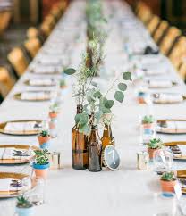 Die Hochzeitsdeko Vor Allem Die Tischdeko Ist Ein Grosses Projekt Bei Der Hochzeitsplanung Wir Inspirieren Hochzeitsdeko Tulpen Hochzeit Hochzeit Deko Ideen