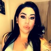 Chantel Torres's Instagram, Twitter & Facebook