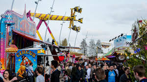 Fêtes foraines, fêtes patronales, fêtes votives, elles rythment les saisons annonçant l´hiver ou le printemps, les travaux de la terre ou les récoltes. La Fete Foraine Prolongee Jusqu Au 23 Avril