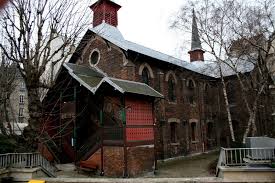 Une dernière visite à Paris | un journal...