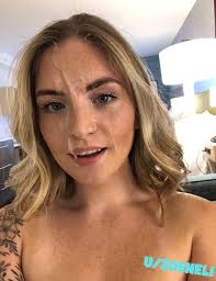 Another day another cum facial