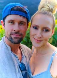 We need 800 Yes for Virgin River new Show 😍!!