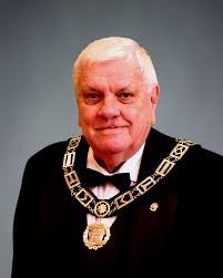 Leonard Buffington's Instagram, Twitter & Facebook