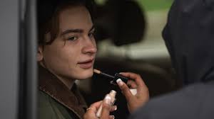 Hello fellow filmmakers! I am a Film/TV MUA looking for more projects to  flex my skills and maximize my portfolio. I specialize in natural/soft glam  which is great for dramas, comedies, action,