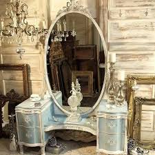 Set Meja Rias Classic Mewah Sudah Pasti Akan Menambahkan Nilai Estetika Ketika Merias Wajah Cantik A Antik Doseme Mobilyalar Mobilya Fikirleri Antika Mobilya